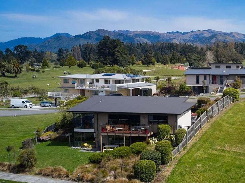 Executive Home, New Zealand