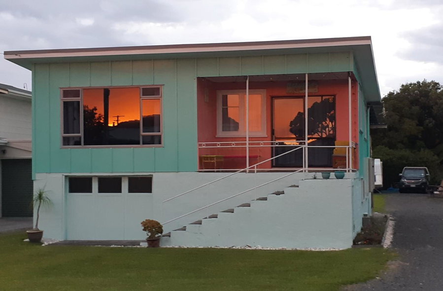 Beach Belle, Bowentown, New Zealand