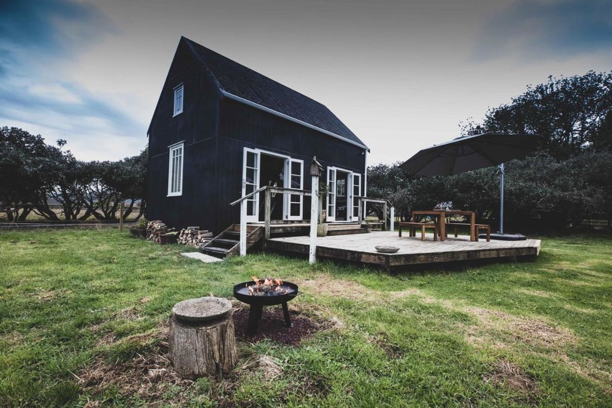 Hotel · Kakariki Cottage, Papakura