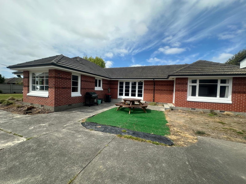 Sunny House with 5 Bedrooms(near airport), Christchurch, Новая Зеландия