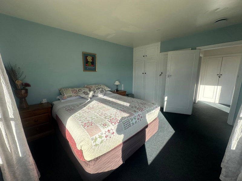 Sunny House with 5 Bedrooms(near airport), Christchurch, Новая Зеландия
