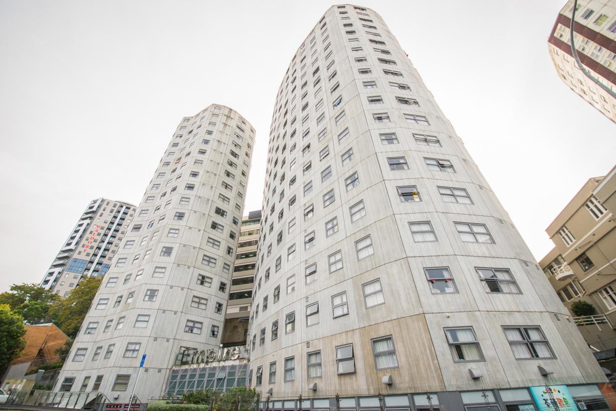 Hotel · Empire Apartments, Auckland