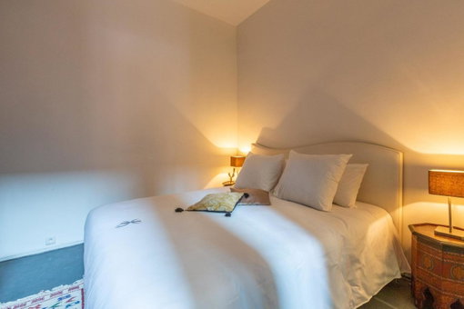 "LE 21", EXCLUSIVE LUXURY DUPLEX 400m FROM JEMAA EL FNA PLACE -HAMMAM-JACUZZI-KOUTOUBIA VIEW-ROOF TERRACE -SPEED WIFI, Marrakech, Марокко