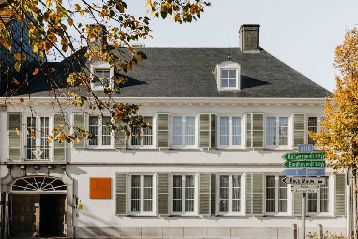 Отель · B&B Vrijheid 4, Arendonk