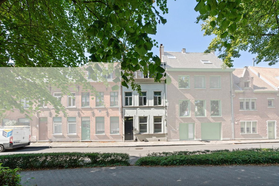Spacious Guest Suites near Historic Market - 5 Min Walk, Bruges, Бельгия