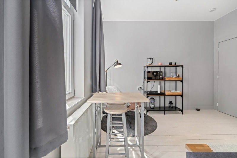 Spacious Guest Suites near Historic Market - 5 Min Walk, Bruges, Бельгия