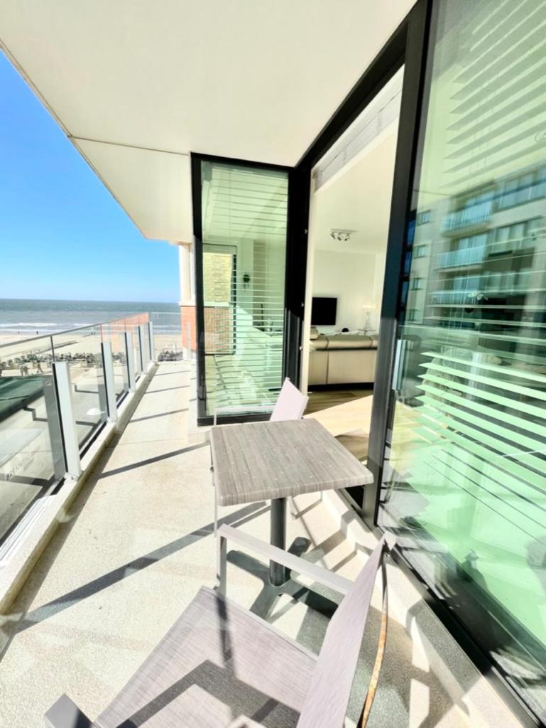 Hotel · Luxury Suite Koksijde 210 - Adult only, Koksijde