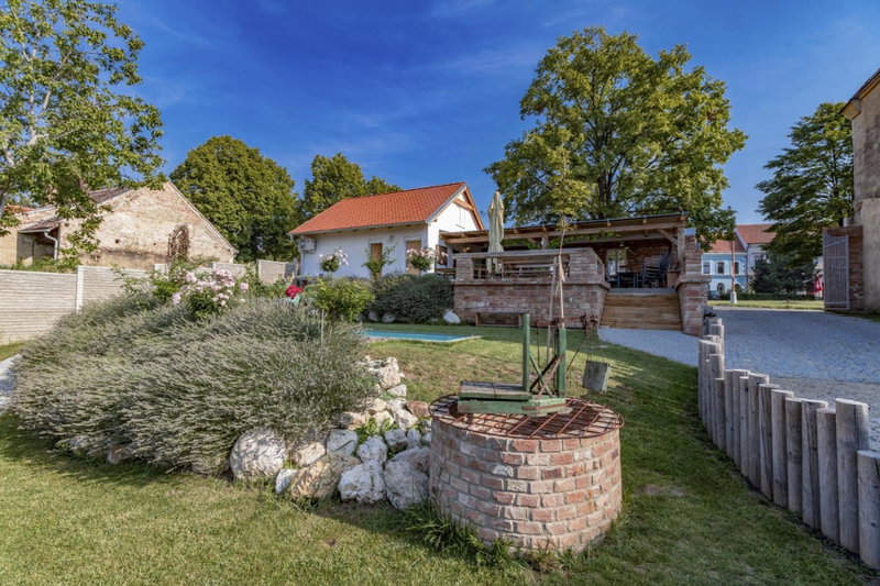 La Bobul Apartments, Drnholec, Czechia