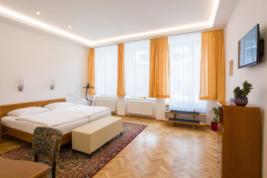 Luxusní velký apartmán s terasou v centru Litomyšle, Litomyšl, Чехия