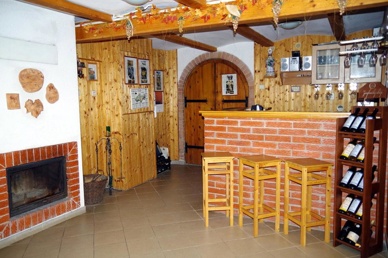 Sklep u Veselých, Mutěnice, Czechia