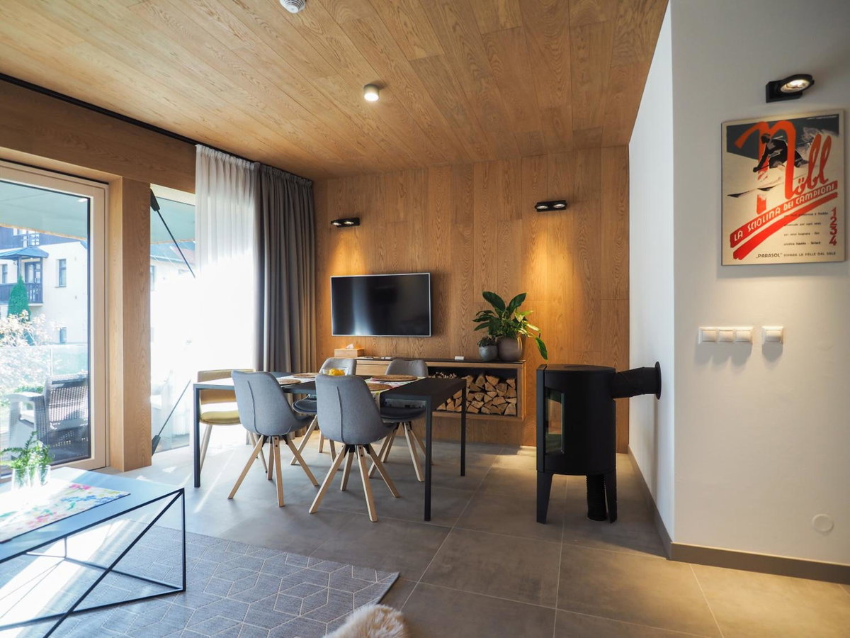 Hotel · CHALEYOTT Mountain Apartments, Harrachov