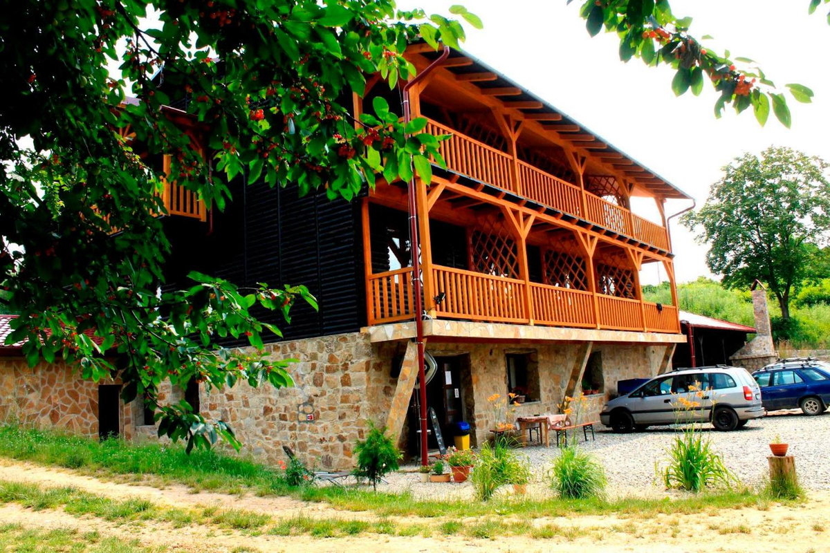 Hotel · Penzion Na přehradě, Smradávka
