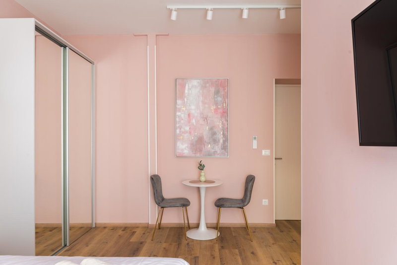 Center De Lux Studios “ Zara “, Split, Хорватия