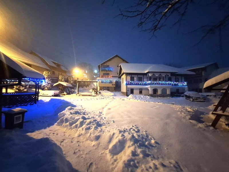 Pensiunea Sarah Bran, Zarnesti, Romania