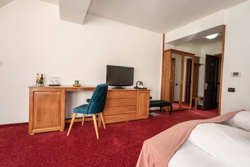 Hotel Cumpatu, Sinaia, Румыния