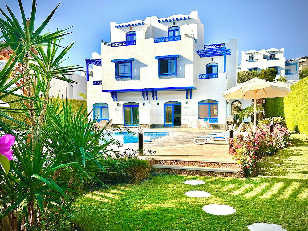 Luxury 4BD Villa with Pool in Hurghada, Egypt