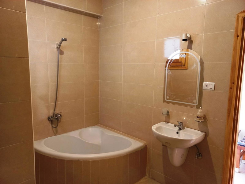 Embrace Guest House, Luxor, Egypt