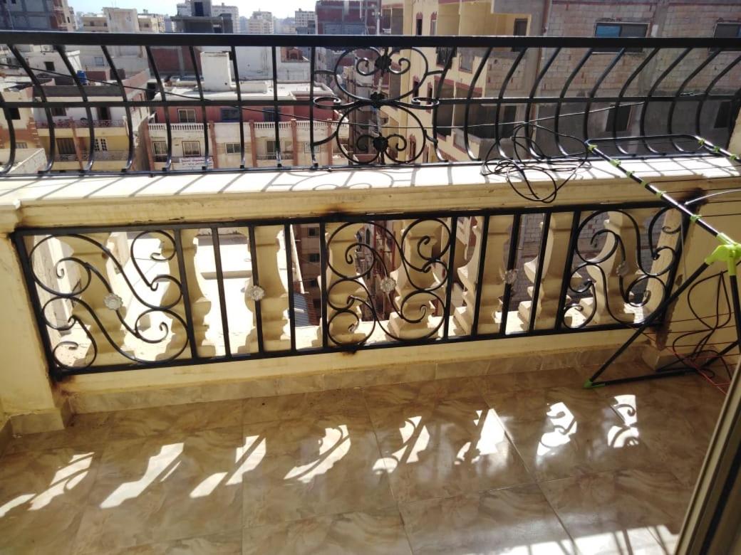 Hotel · AC, Wi-Fi Shahrazad Beach Apartment-2, Alexandria