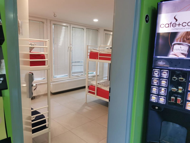 Simbol Hostel & Rooms with Free Private Parking, Ljubljana, Словения