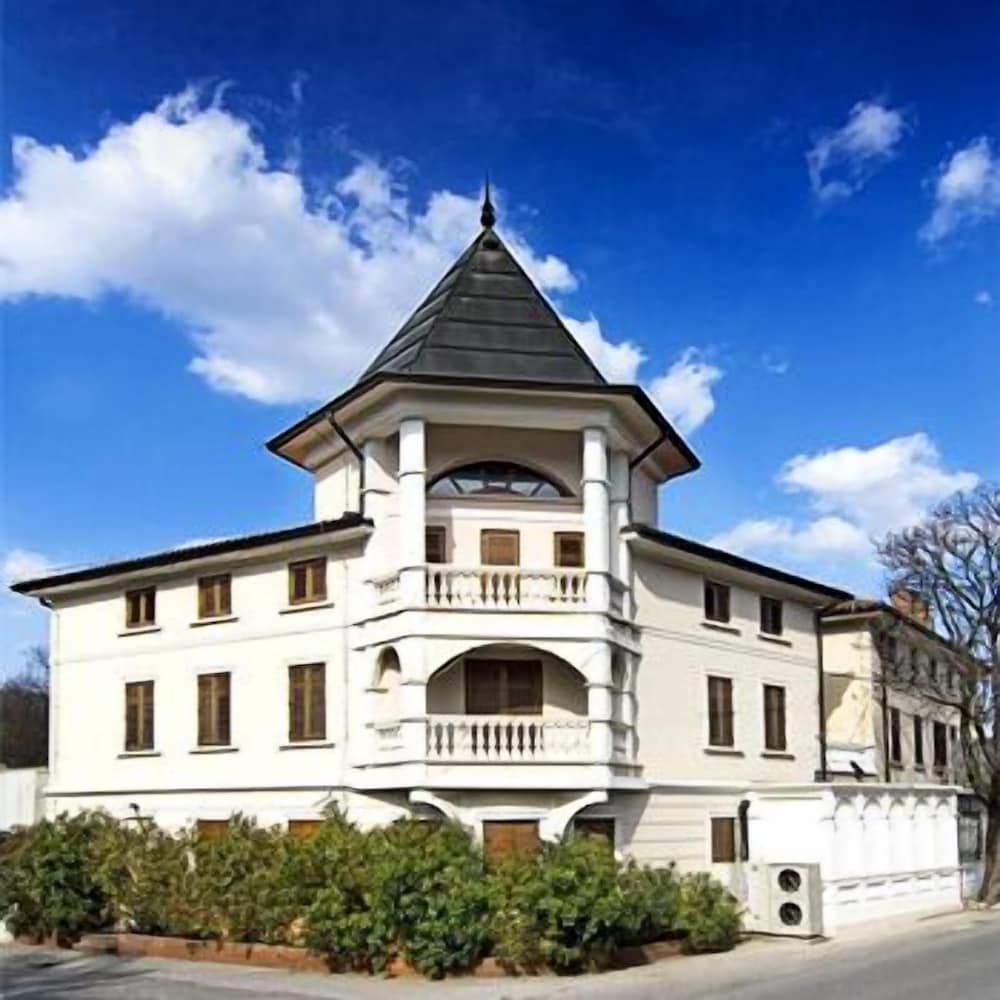 Hotel Casino Paquito, Slovenia