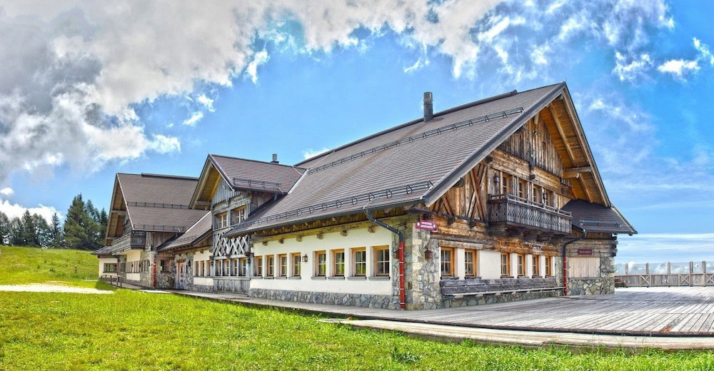 Apartments Alpska perla, Slovenia