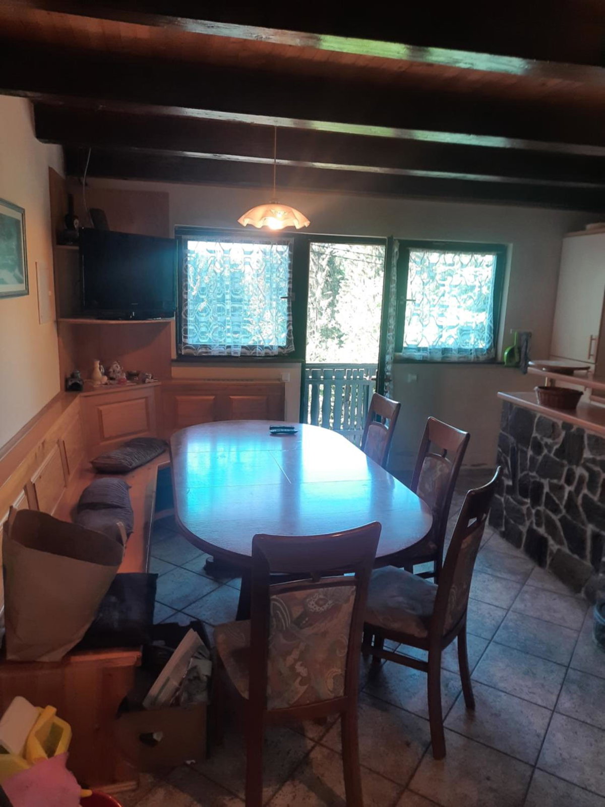 Pocitniska hisa na Pohorju, Slovenia