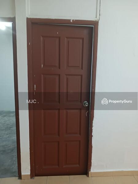 Apartment for rent in Kampong Dungun, Malaysia · 1 storey house @ Taman Sentosa (Haji Hamzah / Pin ke), Kapar · 4 rooms, 1 bath