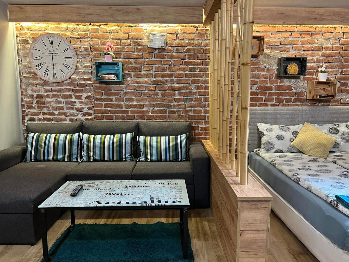 City Garden Studio, Bulgaria