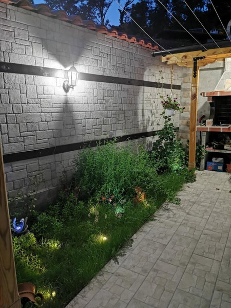 Rose valley guest house, Kazanlŭk, Болгария