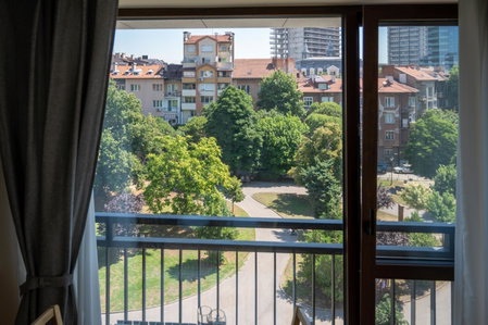 Modern and Spacious apartments in the City Centre, Sofia, Болгария