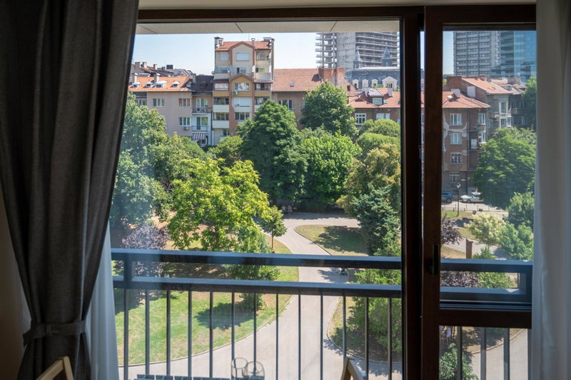 Modern and Spacious apartments in the City Centre, Sofia, Болгария
