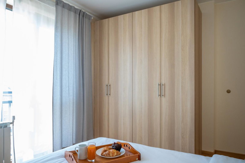 Modern and Spacious apartments in the City Centre, Sofia, Болгария