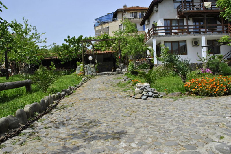 ART STUDIO capitain, Sinemorets, Bulgaria