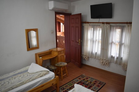 Хотел-механа Павлова къща, Chiprovtsi, Bulgaria