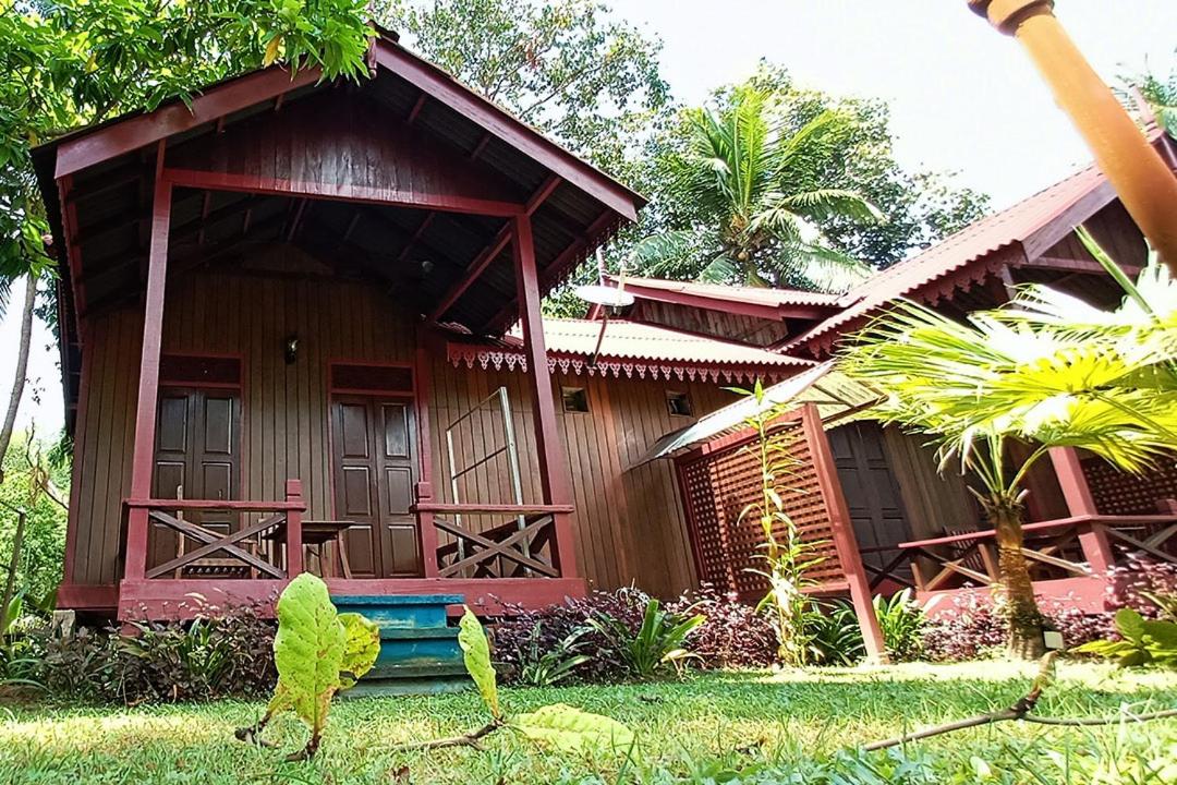 Hotel · Tanjung Inn, Cukai
