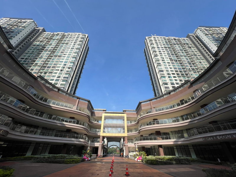 Luxurious Rustic Suite Conezion Botanical Garden IOI City Mall Putrajaya 5 plus 1 Paxs 3 Rooms 2 Baths, Putrajaya, Malaysia