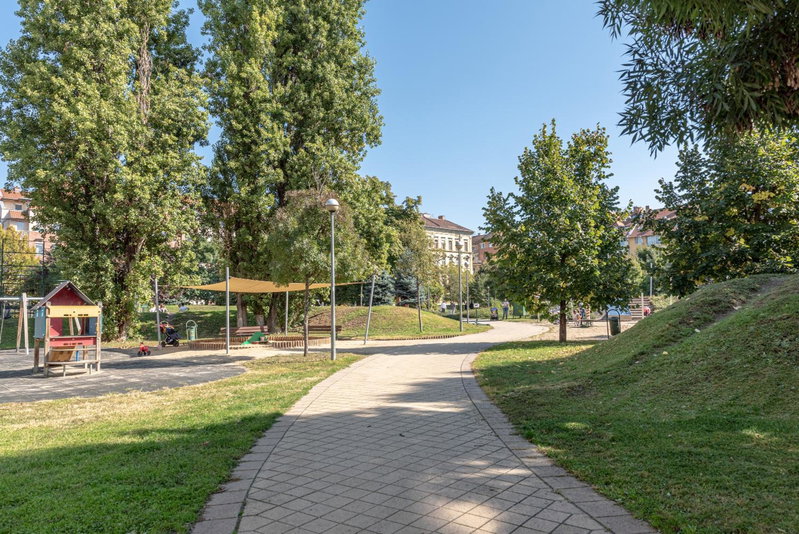 Amphora Luxury Apartment with FREE private Parking and cozy Balcony, Budapest, Hungary