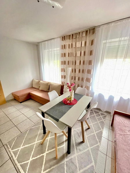 Alpesi Apartman Downtown, Sopron, Hungary