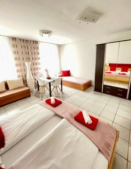 Alpesi Apartman Downtown, Sopron, Hungary