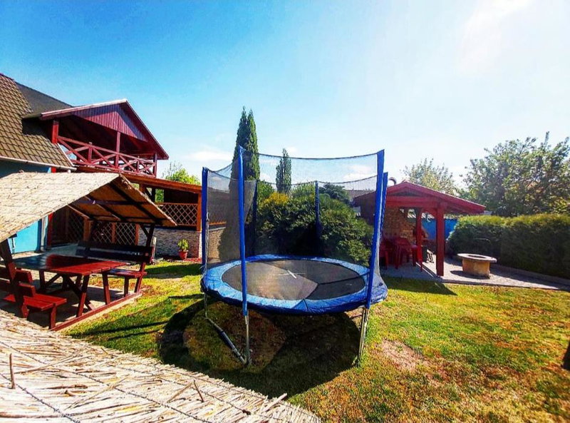 Kék Lagúna Wellness Apartmanok, Egerszalók, Hungría