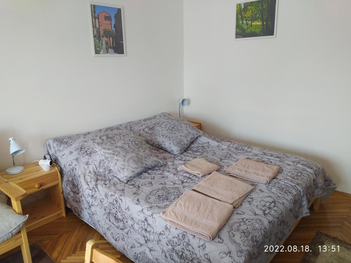 3 hippos apartman, Венгрия