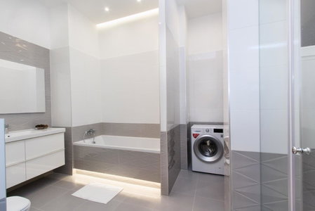 Jenny luxury two bedrooms apartment., Budapest, Hungary