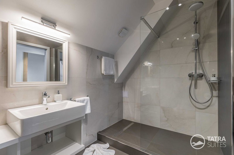 TATRA SUITES Boutique Suites Deforte Star View 302, Poprad, Slovaquie