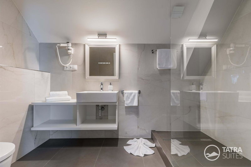 TATRA SUITES Boutique Suites Deforte Star View 302, Poprad, Slovaquie
