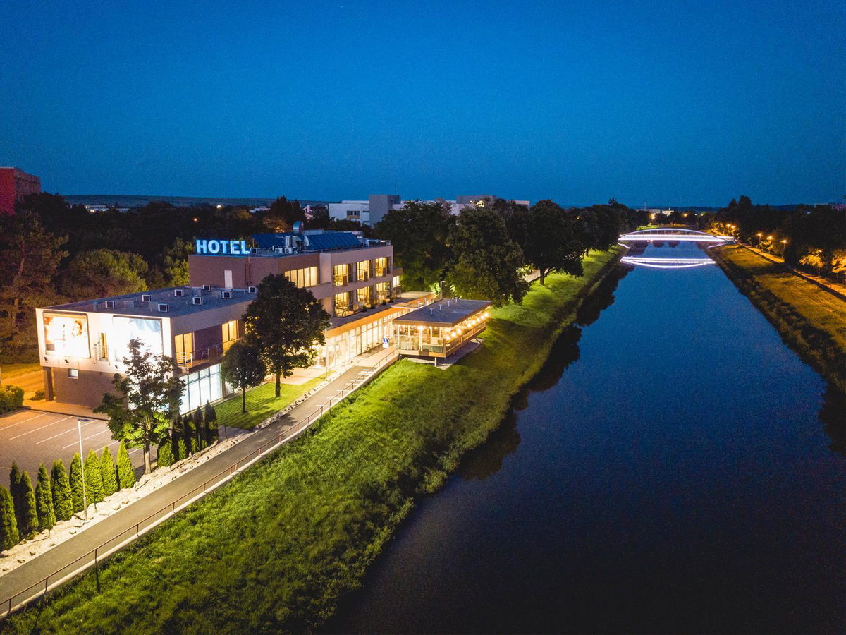 Hotel River, Eslovaquia