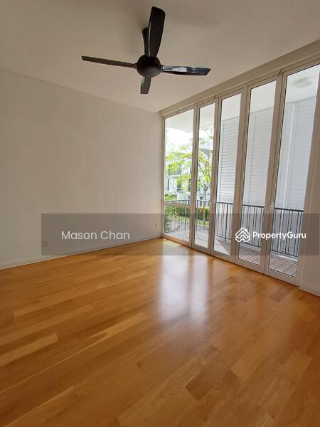 Apartment for rent in Su-ngai Kolok, Malaysia · Emerald Bay @ Puteri Harbour · 6 rooms, 7 baths