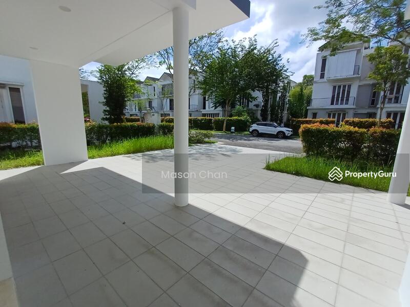 Apartment for rent in Su-ngai Kolok, Malaysia · Emerald Bay @ Puteri Harbour · 6 rooms, 7 baths