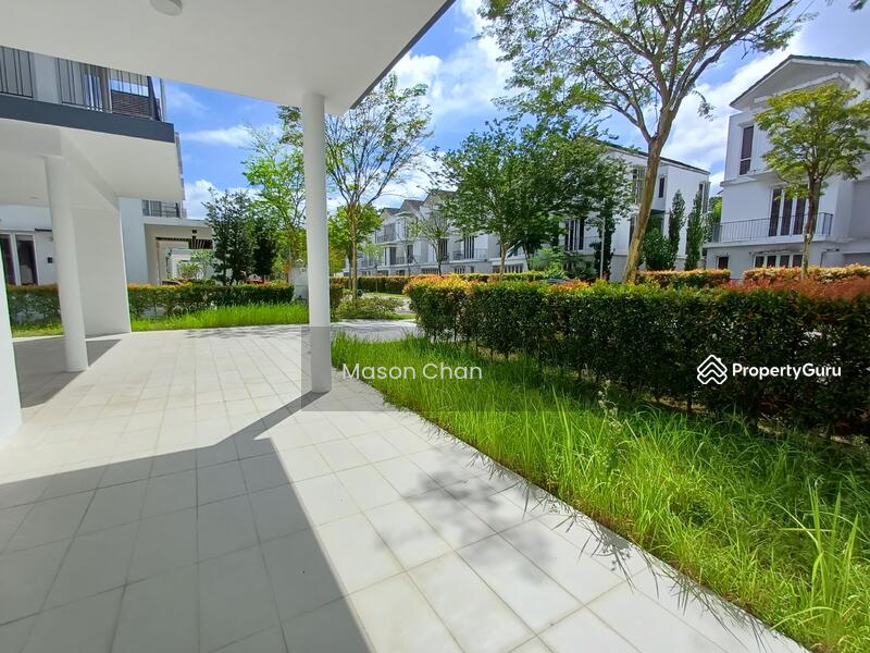 Apartment for rent in Su-ngai Kolok, Malaysia · Emerald Bay @ Puteri Harbour · 6 rooms, 7 baths