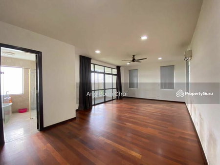 Appartement à louer à Su-ngai Kolok, Malaisie · Horizon Hills, The Hills · 5 chambres, 5 salles de bain