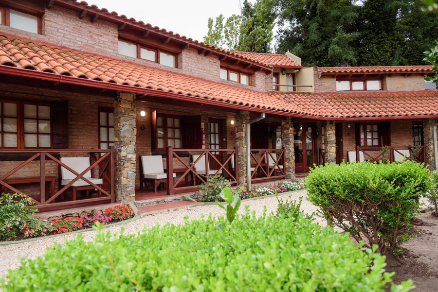 Curahue Apart Hotel, Tandil, Argentina